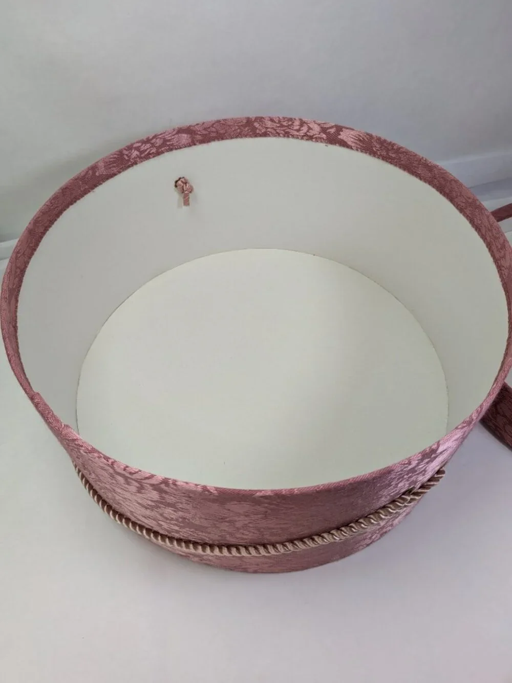 VTG Floral Damask Fabric Round Hat Boxes Set Navy Blue Bright Floral Rose Pink